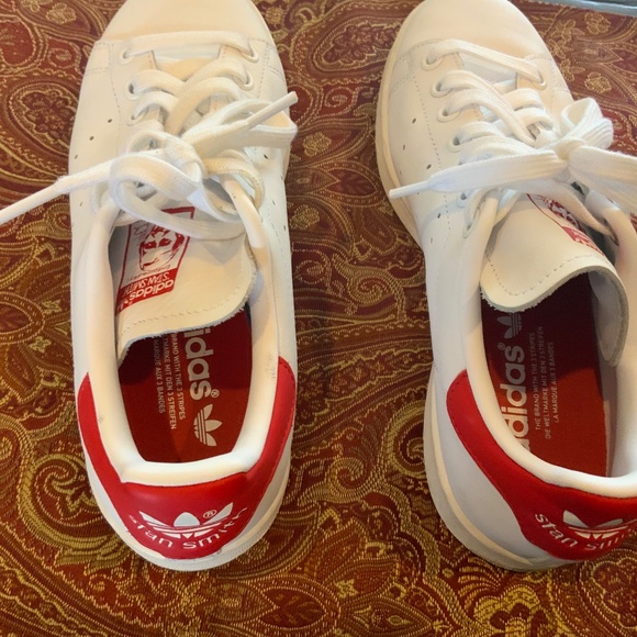 Adidas Stan Smith Low White Red, Sneakers Men’s Size 5.5, worn twice, msrp$100 - Picture 6 of 9